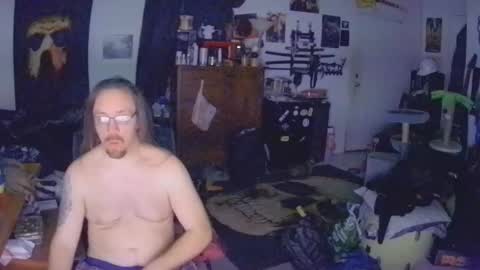 Snapshot of shredmancer chatting on 03/05/25, 02:14 shredmancer online show from 03/05/25, 02:14