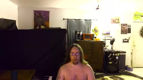 Snapshot of shredmancer chatting on 04/27/26, 03:37 shredmancer online show from 04/27/26, 03:37