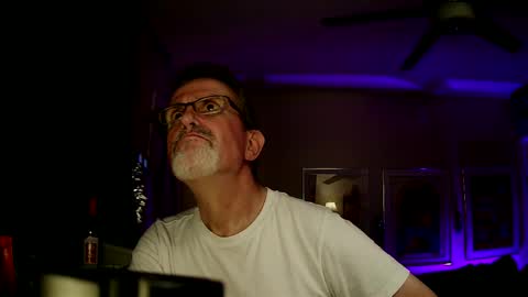 Snapshot of shrewtamer chatting on 09/30/25, 05:01 shrewtamer online show from 09/30/25, 05:01