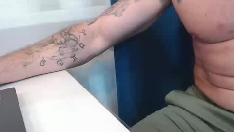 Snapshot of shtirlec86 chatting on 02/03/26, 11:59 Mary and Piter online show from 02/03/26, 11:59