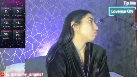 ZUMY ANGELS online show from 10/15/25, 06:08