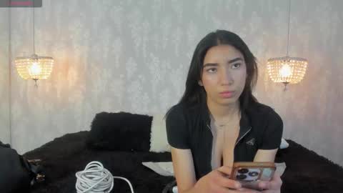 ZUMY ANGELS online show from 10/20/25, 04:35