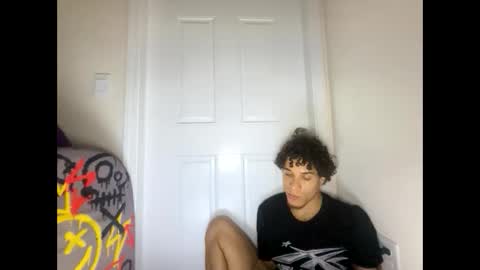 Snapshot of shurthingxx chatting on 02/18/25, 07:32 shurthingxx online show from 02/18/25, 07:32