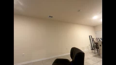 Snapshot of shurthingxx chatting on 02/21/25, 06:40 shurthingxx online show from 02/21/25, 06:40