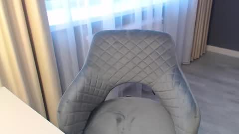 shy_26 online show from 01/02/25, 09:11