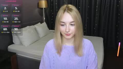 Snapshot of shy__polly chatting on 05/08/26, 12:38 Polly online show from 05/08/26, 12:38