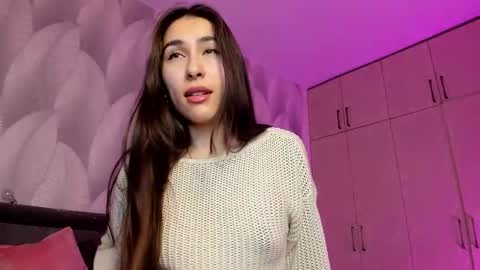 Mika online show from 02/18/25, 12:04