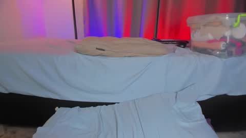 Snapshot of shy_booty18 chatting on 09/25/25, 10:24 Katya online show from 09/25/25, 10:24