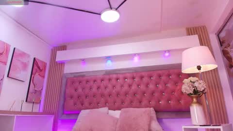 Snapshot of shy_cherry_ chatting on 03/19/26, 01:15 cherry online show from 03/19/26, 01:15