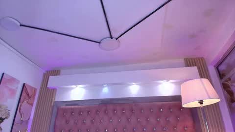 Snapshot of shy_cherry_ chatting on 03/24/26, 12:32 cherry online show from 03/24/26, 12:32