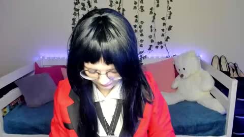 shy_elina01 online show from 10/27/25, 10:52