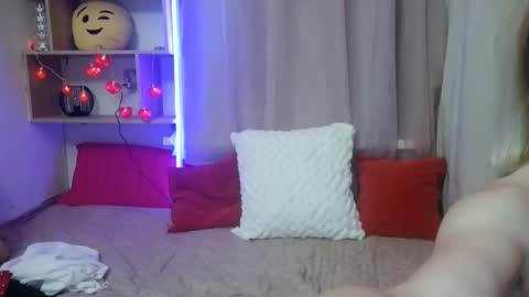 shy_girl80 online show from 01/31/26, 07:11