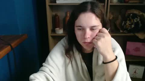 shy_lil online show from 10/01/25, 06:41