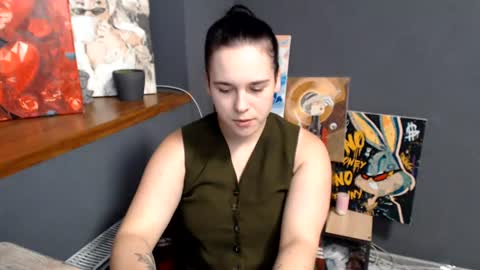Snapshot of shy_lil chatting on 07/01/26, 01:13 shy_lil online show from 07/01/26, 01:13