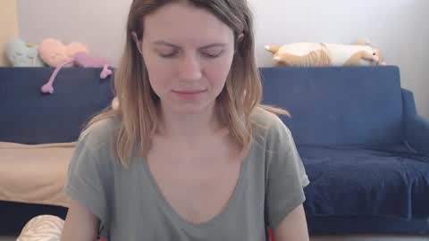 Snapshot of shy_moony chatting on 04/14/26, 01:06 just Alex online show from 04/14/26, 01:06