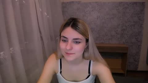 shy_sabrina_ online show from 03/10/25, 02:26
