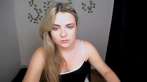 shy_sabrina_ online show from 07/20/26, 02:08