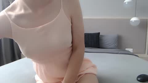 shy_schoolgirl_ online show from 09/16/25, 10:16