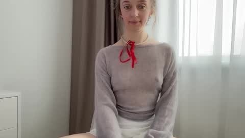 Snapshot of shy_schoolgirl_ chatting on 03/03/26, 02:12 shy_schoolgirl_ online show from 03/03/26, 02:12