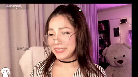 Snapshot of shyangie24 chatting on 01/12/25, 03:07 Angeline 3  independent come here when am horny... online show from 01/12/25, 03:07