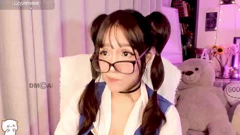 Snapshot of shyangie24 chatting on 03/07/25, 02:46 Angeline 3  independent come here when am horny... online show from 03/07/25, 02:46