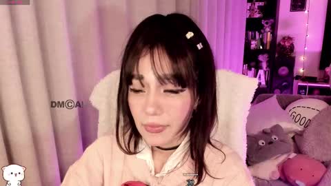Snapshot of shyangie24 chatting on 09/12/25, 05:29 Angeline 3  independent come here when am horny... online show from 09/12/25, 05:29
