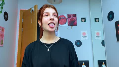 Bella online show from 12/08/24, 11:46