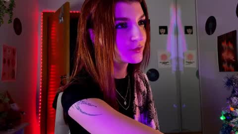 Bella online show from 12/23/24, 06:33