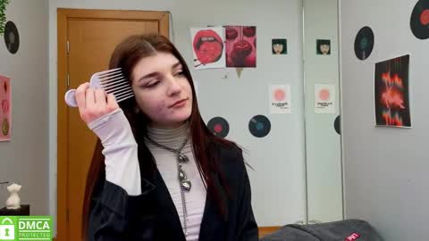 Bella online show from 02/11/25, 07:44