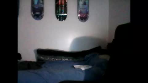 shyboyhugecum2020 online show from 09/17/25, 03:08