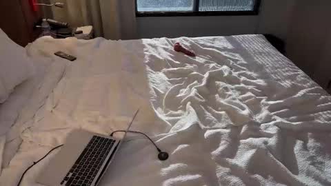 shyboymat69 online show from 09/17/25, 12:56