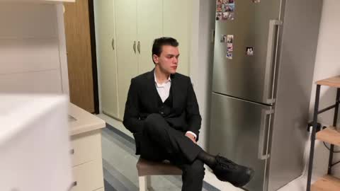 Snapshot of shycuttwunkboy chatting on 04/21/26, 10:01 Cut Twunk Boy online show from 04/21/26, 10:01