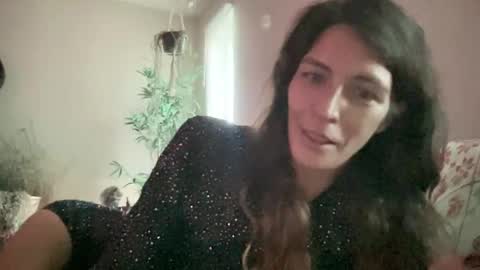 Snapshot of shydevil11 chatting on 10/20/25, 11:05 Trex online show from 10/20/25, 11:05