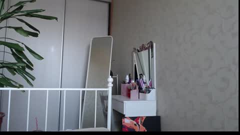 Eva online show from 07/14/26, 10:21