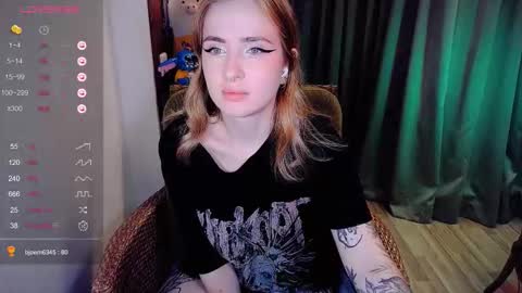 Effie online show from 11/24/25, 12:27