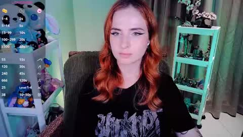 Snapshot of shyfoxxxy chatting on 04/28/26, 05:07 Effie online show from 04/28/26, 05:07