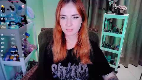 Snapshot of shyfoxxxy chatting on 04/29/26, 05:30 Effie online show from 04/29/26, 05:30