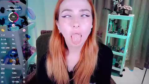 Snapshot of shyfoxxxy chatting on 05/02/26, 05:01 Effie online show from 05/02/26, 05:01