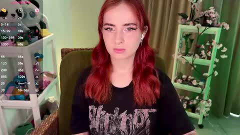 Snapshot of shyfoxxxy chatting on 06/28/26, 06:30 Effie online show from 06/28/26, 06:30