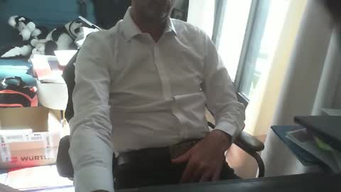 Snapshot of shyfrenchcock chatting on 10/09/25, 09:40 shyfrenchcock online show from 10/09/25, 09:40