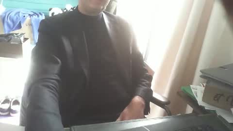 Snapshot of shyfrenchcock chatting on 01/19/26, 09:02 shyfrenchcock online show from 01/19/26, 09:02