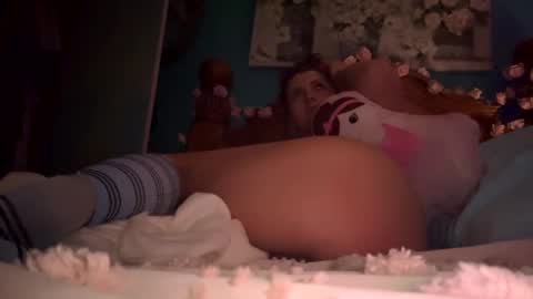 Snapshot of shyg1r1 chatting on 02/01/25, 09:00 Sasha online show from 02/01/25, 09:00