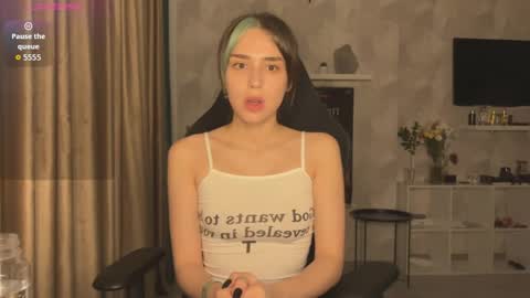 Snapshot of shygaze chatting on 09/20/25, 08:21 shygaze online show from 09/20/25, 08:21