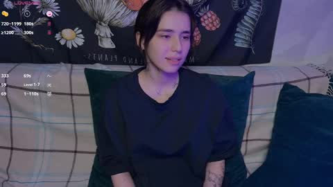 Snapshot of shygaze chatting on 04/08/26, 10:54 shygaze online show from 04/08/26, 10:54