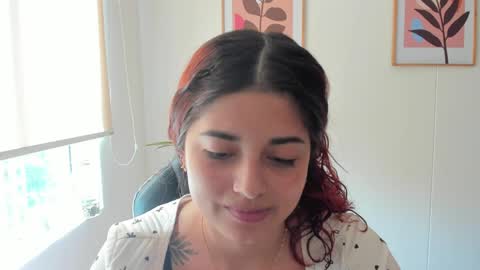 Snapshot of shylittlebunny chatting on 03/26/26, 02:11 shylittlebunny online show from 03/26/26, 02:11