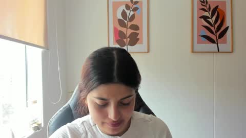 Snapshot of shylittlebunny chatting on 04/21/26, 04:12 shylittlebunny online show from 04/21/26, 04:12