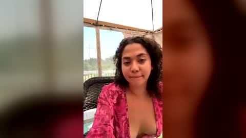 Snapshot of shymom23 chatting on 07/17/26, 03:50 shymom23 online show from 07/17/26, 03:50