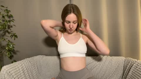 Amelia online show from 01/19/25, 07:15