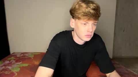 Snapshot of shyredstar chatting on 12/18/24, 11:34 Tom and Betty online show from 12/18/24, 11:34