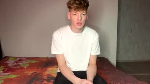 Snapshot of shyredstar chatting on 12/23/24, 03:44 Tom and Betty online show from 12/23/24, 03:44